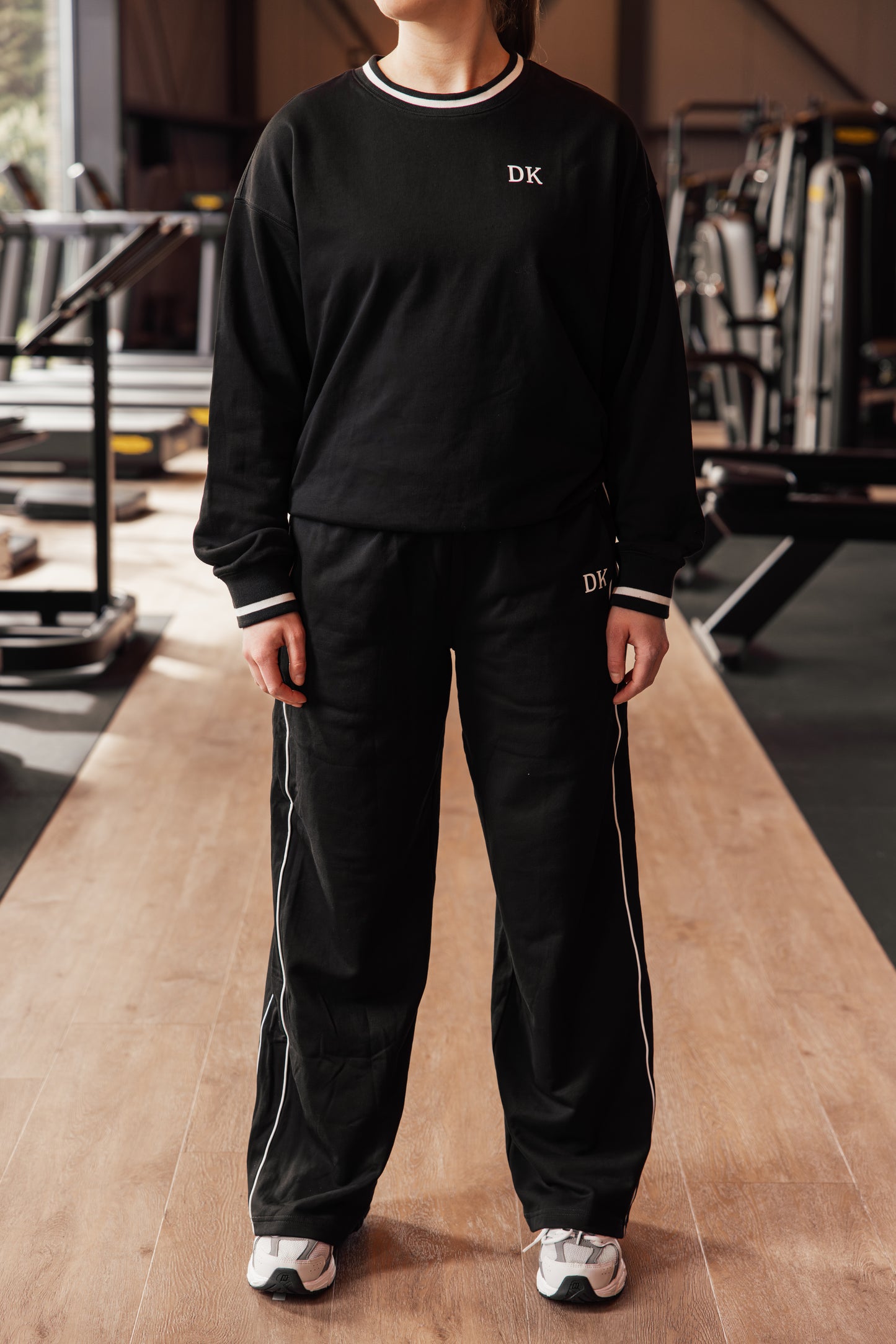 SORA joggers Midnight Black