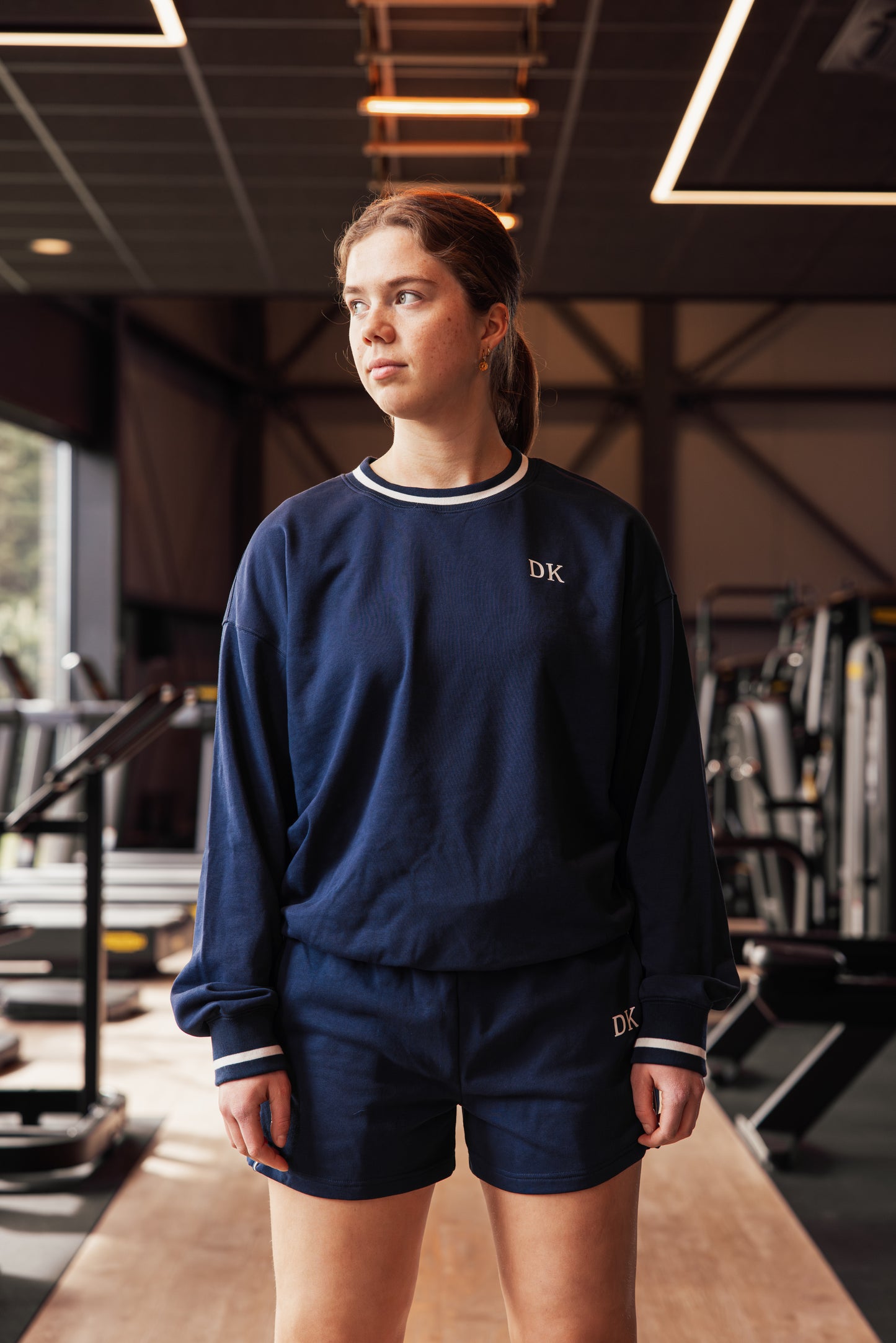 SORA jogger shorts Navy Estate